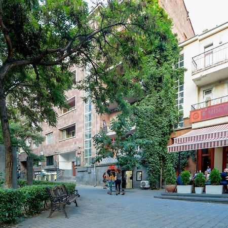 Stay Inn-Apartments On Abovyan 32 Erevan Esterno foto