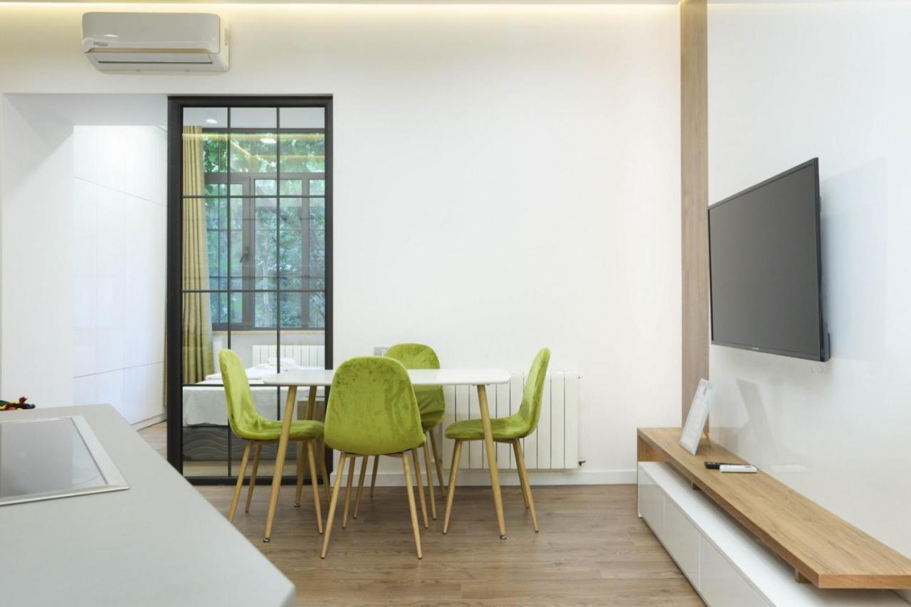 Stay Inn-Apartments On Abovyan 32 Erevan Esterno foto