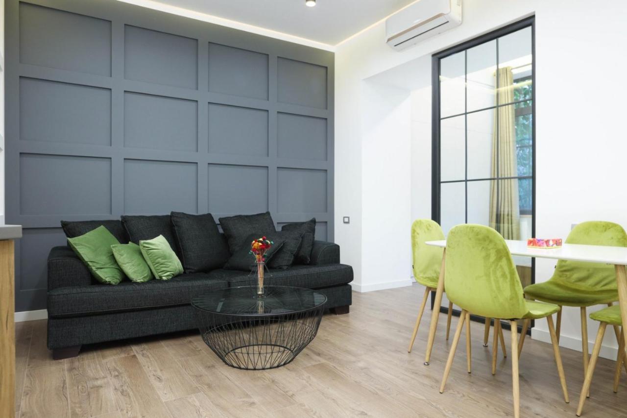 Stay Inn-Apartments On Abovyan 32 Erevan Esterno foto